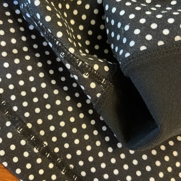 Lululemon athletica tank top size women’s 8 in black polka dot - Picture 4 of 7